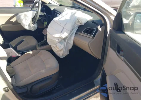 2018 Hyundai Elantra Sel z USA, uszkodzony, nr VIN 5NPD84LF0JH265684